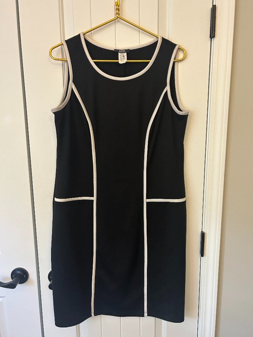 MSK Dress Womens Black White Piped Detail Sheath Round Neck SIze 10